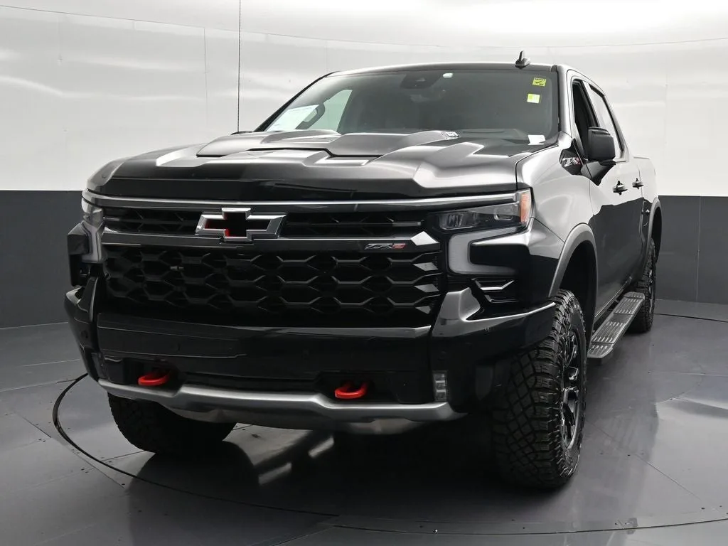 2026 Chevrolet Silverado 1500 ZR2 photo 6