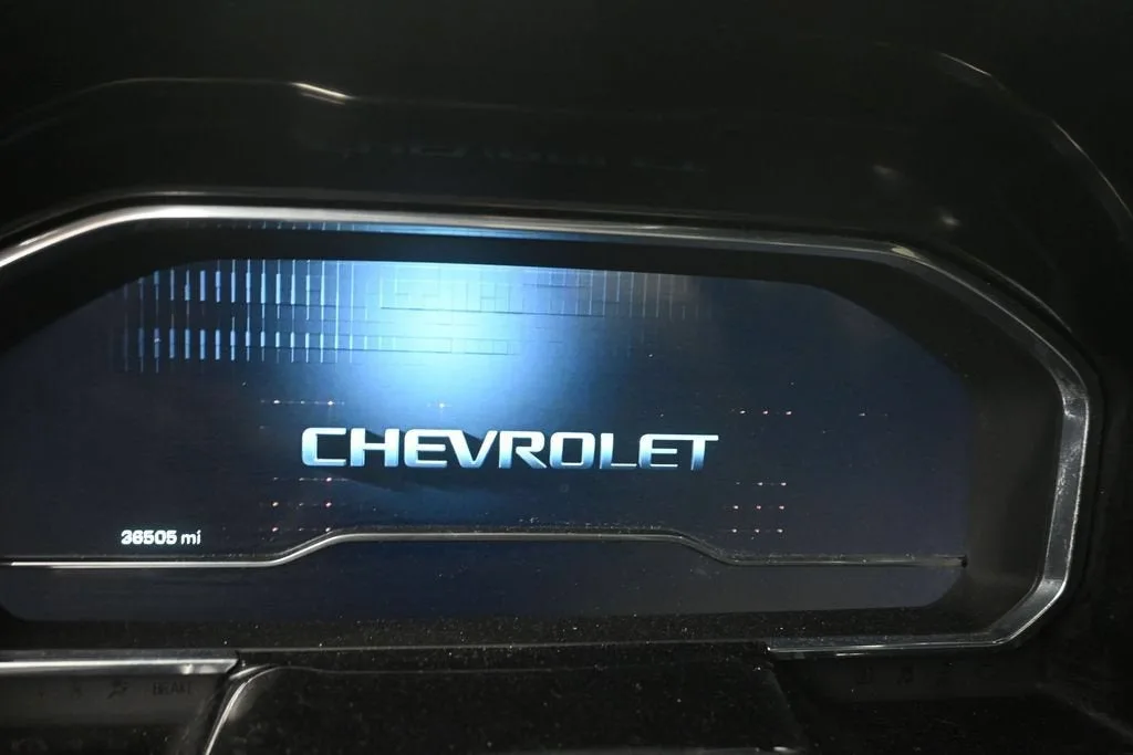 2023 Chevrolet Silverado 1500 LT photo 10