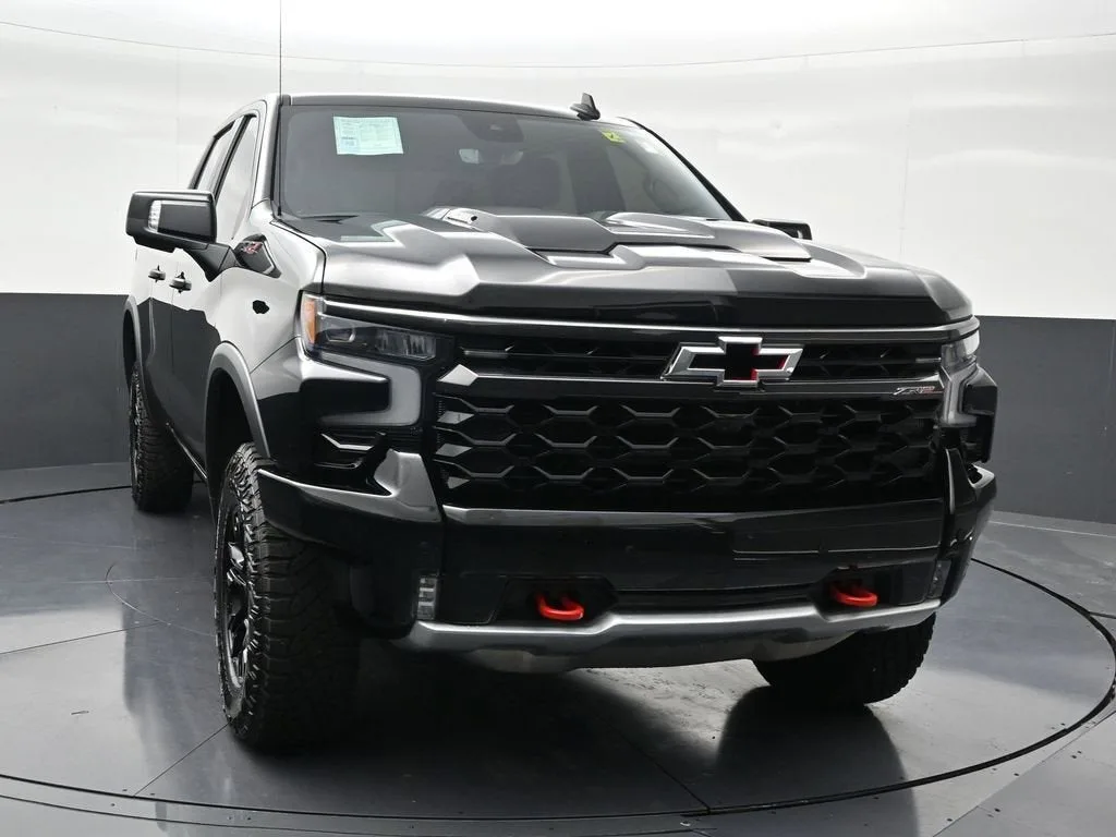 2025 Chevrolet Silverado 1500 ZR2 photo 8