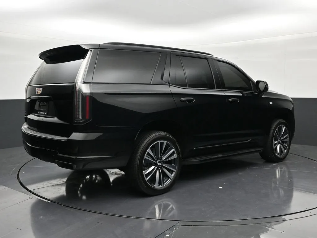 2025 Cadillac Escalade Sport photo 5