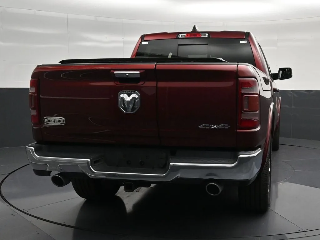 2020 RAM 1500 Limited photo 2