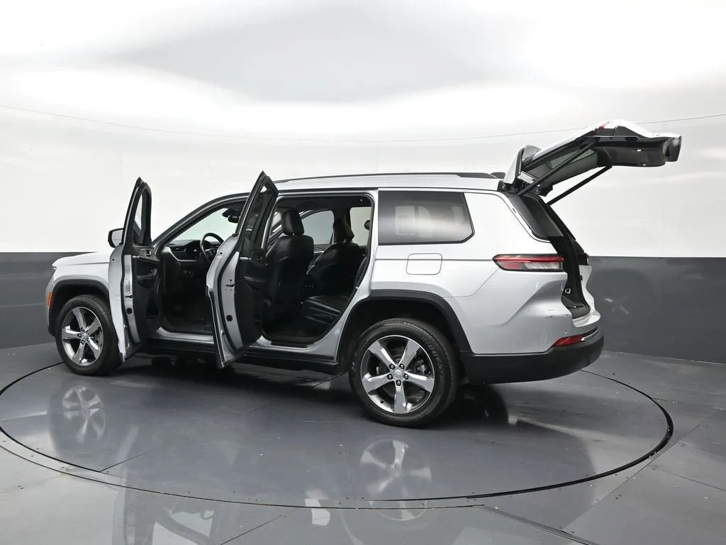 2021 Jeep Grand Cherokee L Limited 4x2 photo 32