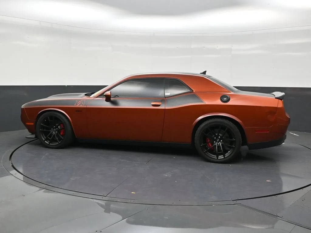 2021 Dodge Challenger R/T Scat Pack photo 2