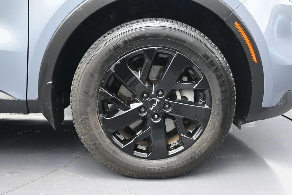 2023 Kia Sorento X-Line S photo 9