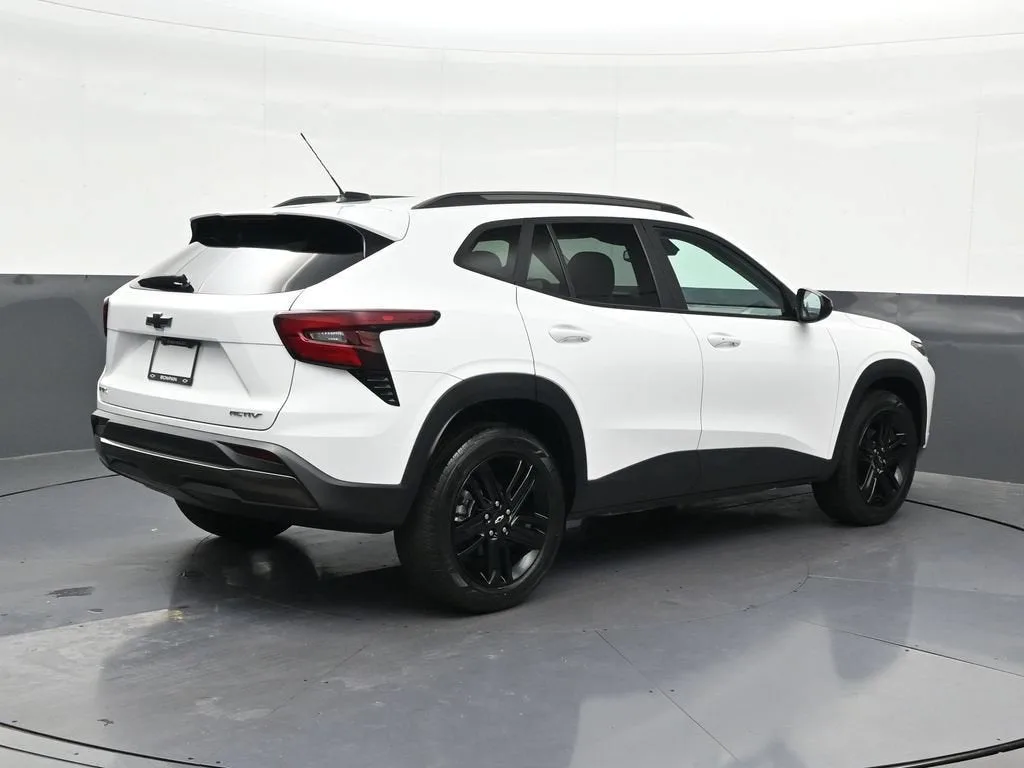 2024 Chevrolet Trax ACTIV photo 5