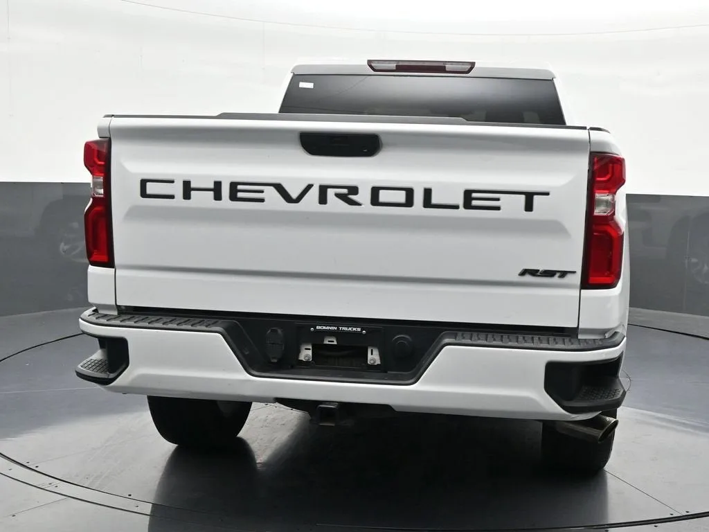 2020 Chevrolet Silverado 1500 Custom photo 4