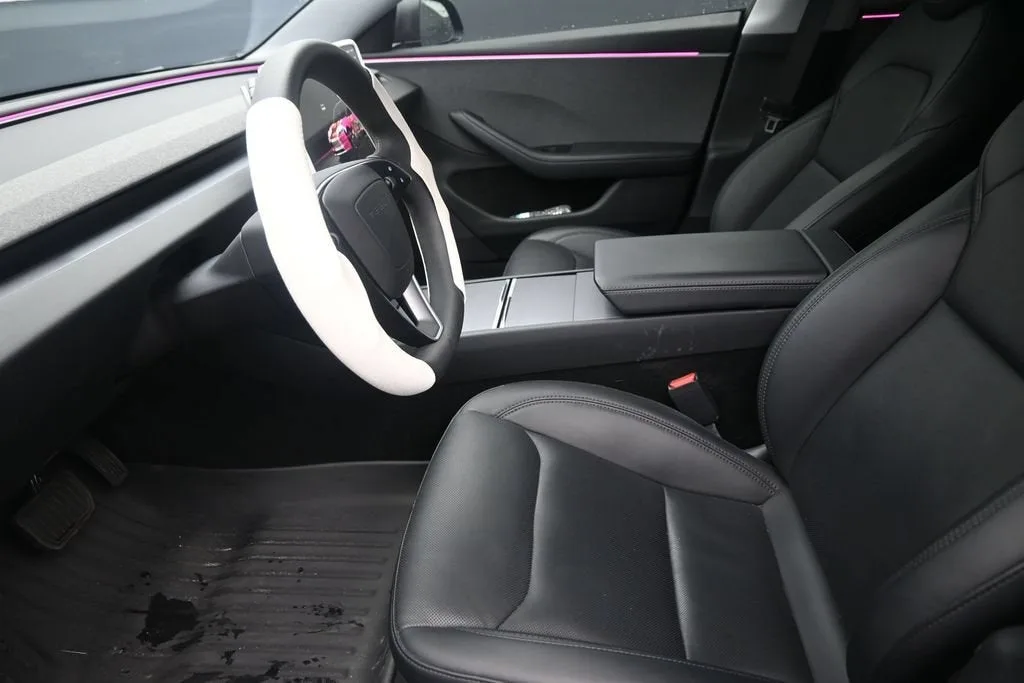 2024 Tesla Model 3 Rear-Wheel Drive photo 11