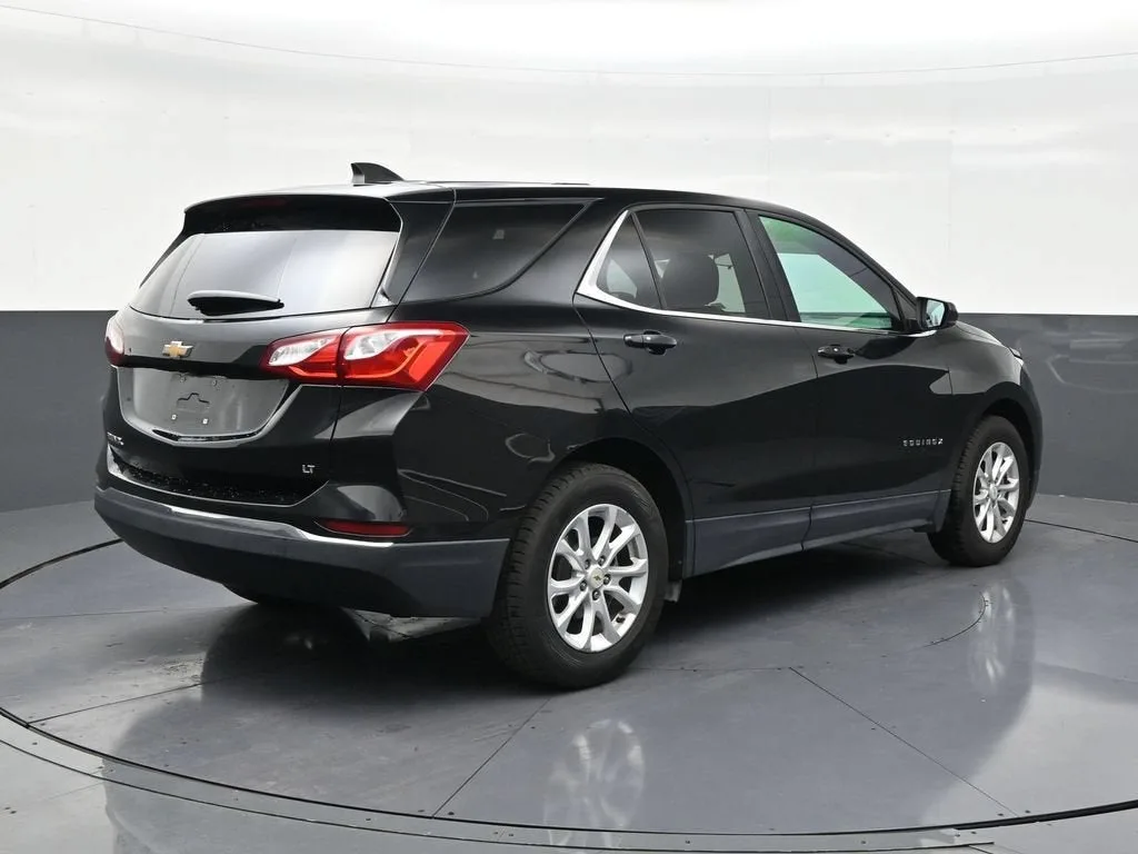 2019 Chevrolet Equinox LT photo 5