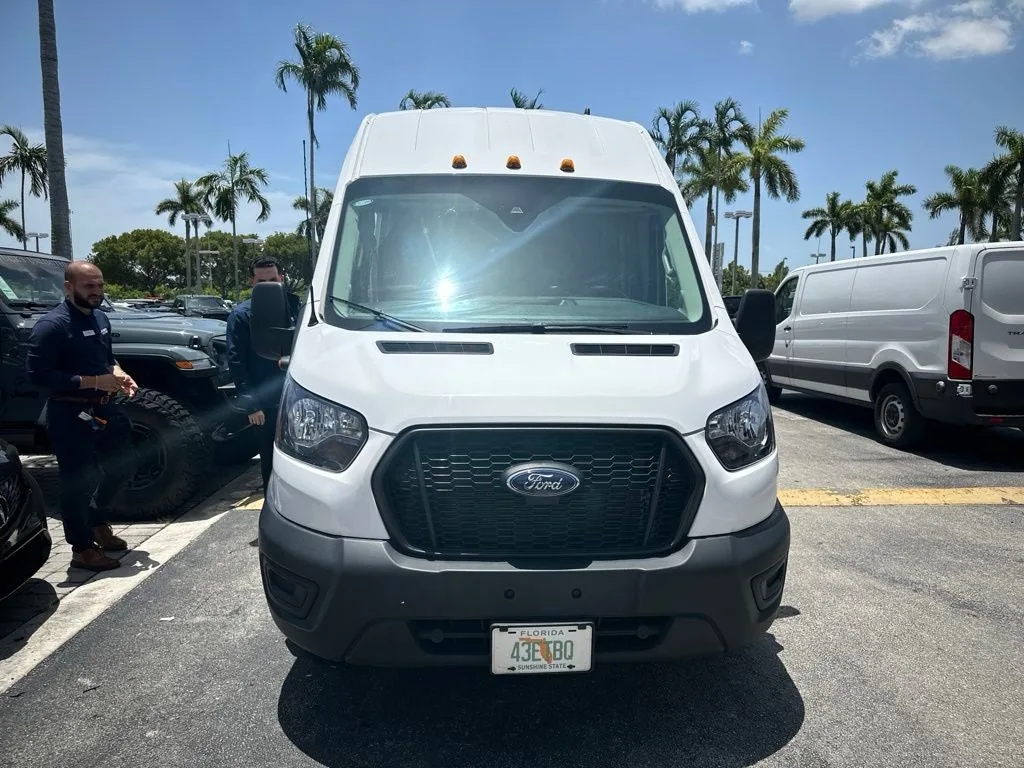 2024 Ford Transit-350 Base photo 2
