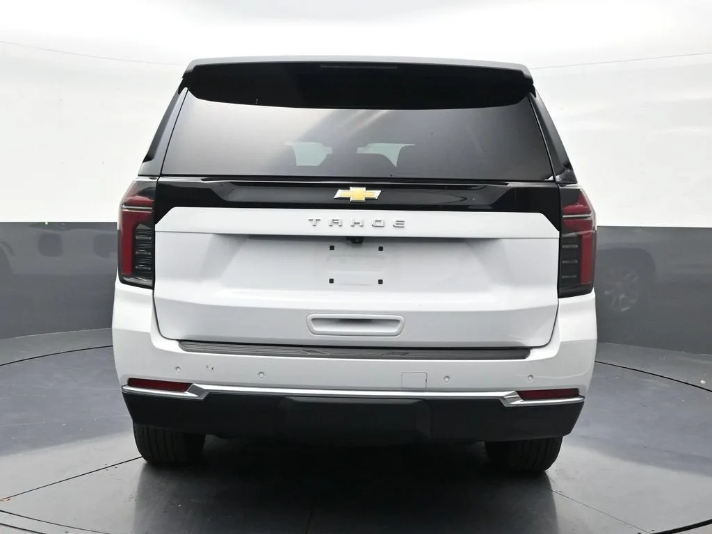 2026 Chevrolet Tahoe LS photo 4