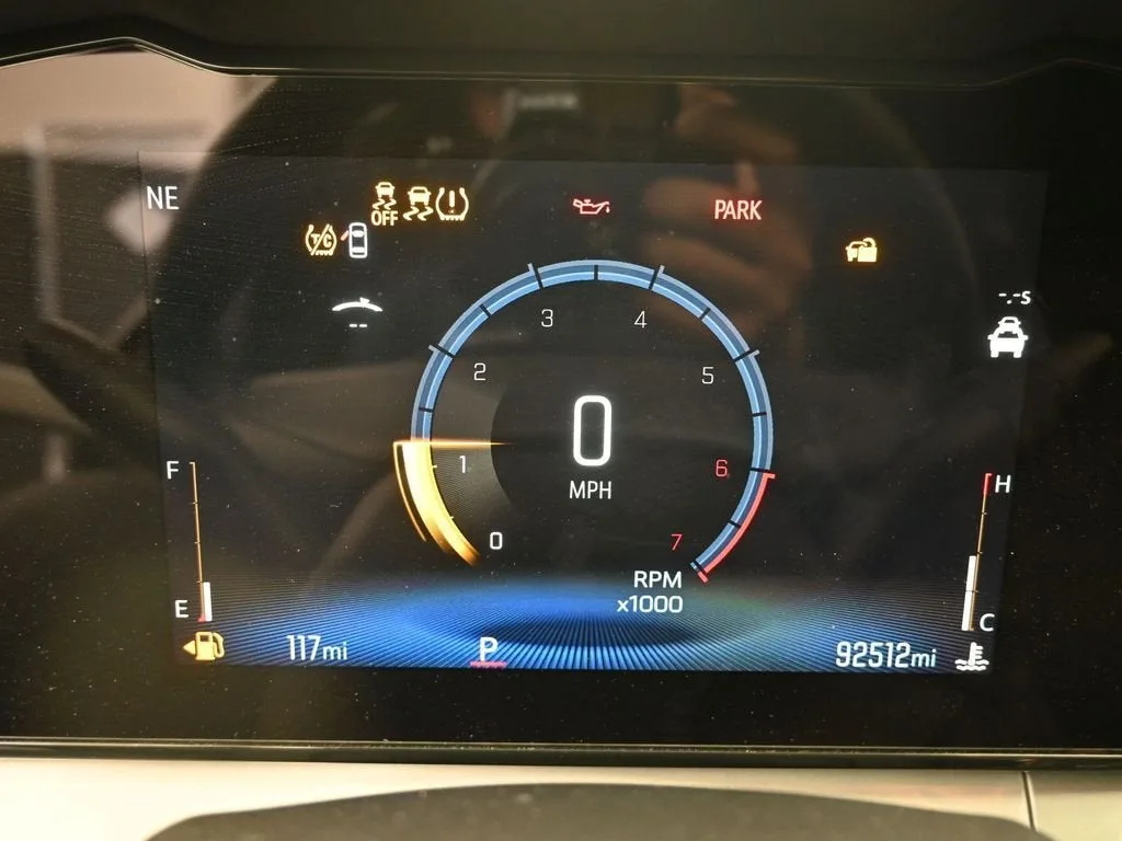 2024 Chevrolet Trax LT photo 11