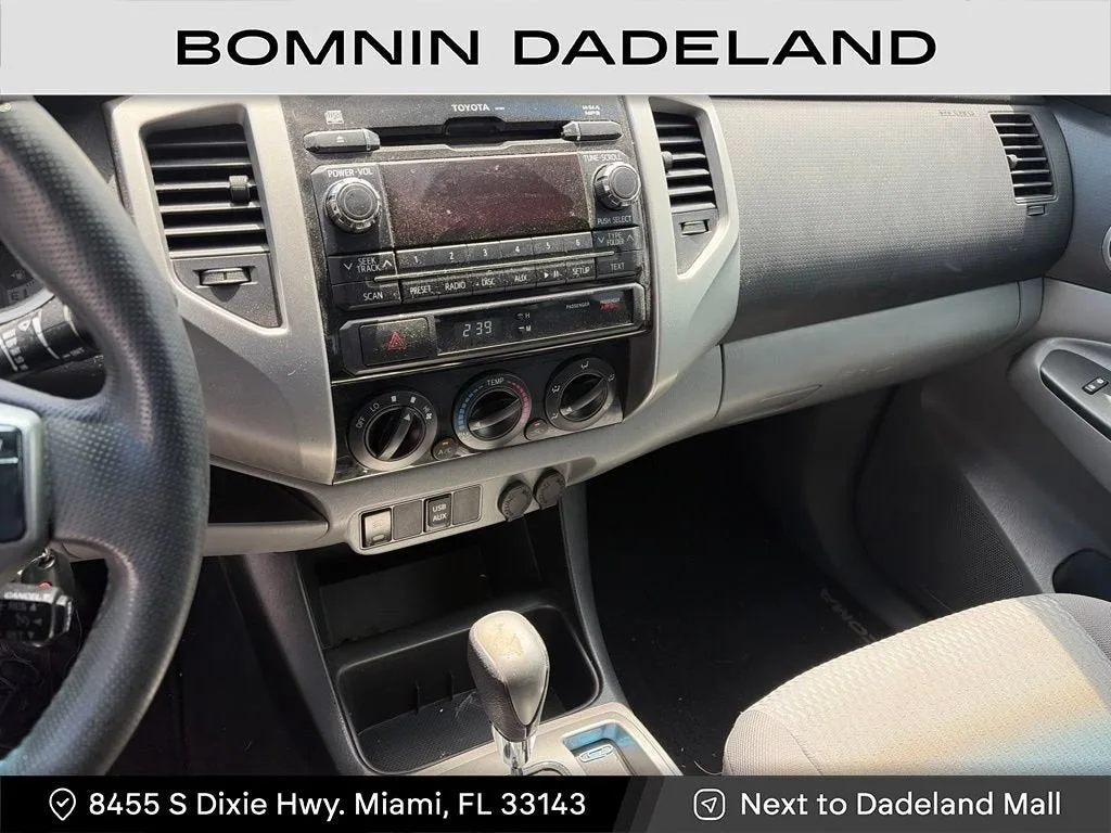 2012 Toyota Tacoma PreRunner photo 3