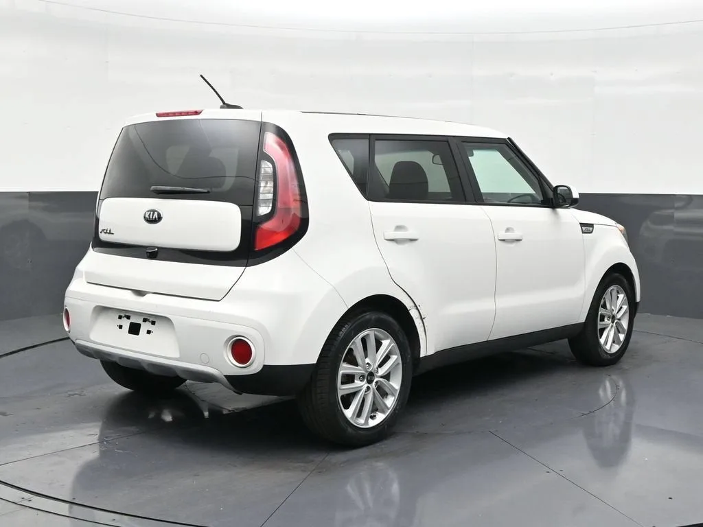 2019 Kia Soul + photo 5