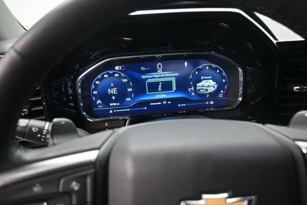 2024 Chevrolet Silverado 1500 LT photo 12