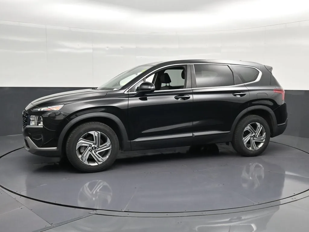 2021 Hyundai Santa Fe SE photo 7