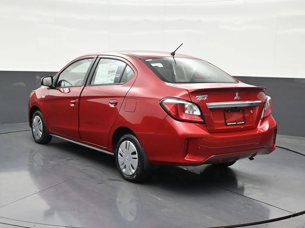 2024 Mitsubishi Mirage G4 ES photo 3