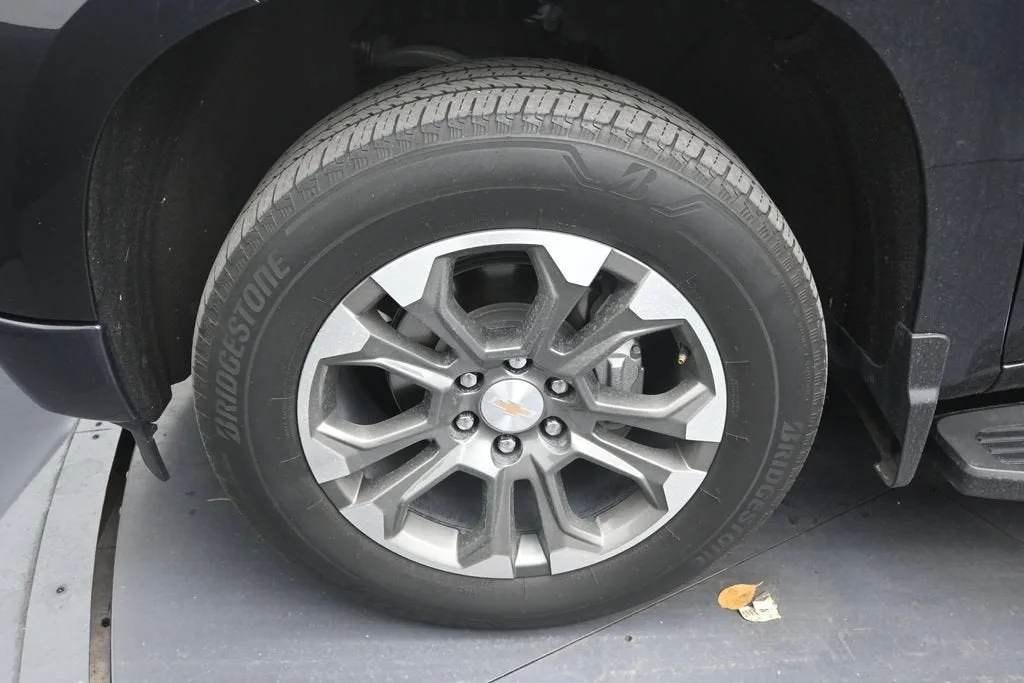 2024 Chevrolet Silverado 1500 High Country photo 9