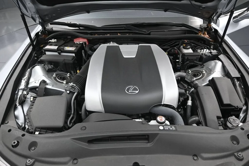 2025 Lexus IS 350 F SPORT Design photo 12