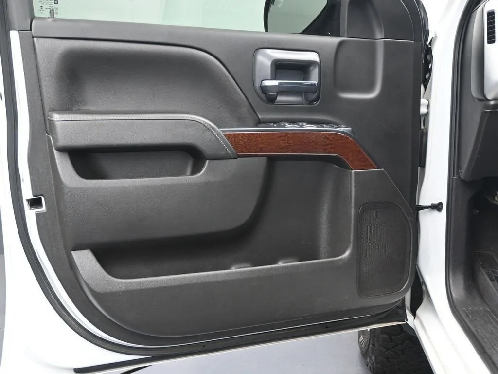 2018 GMC Sierra 1500 SLE photo 11
