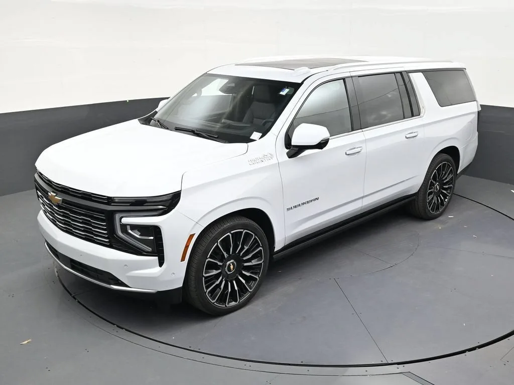2026 Chevrolet Suburban High Country photo 11
