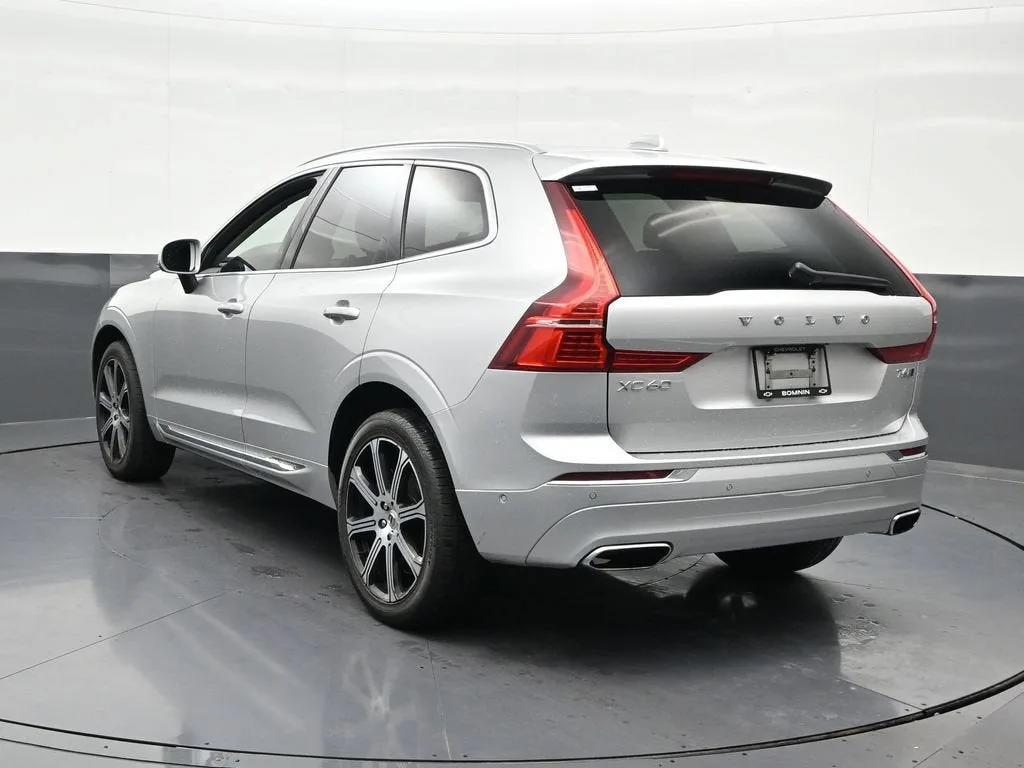 2020 Volvo XC60 Inscription photo 3