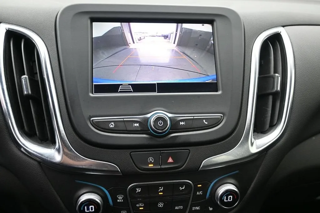 2024 Chevrolet Equinox LT photo 10