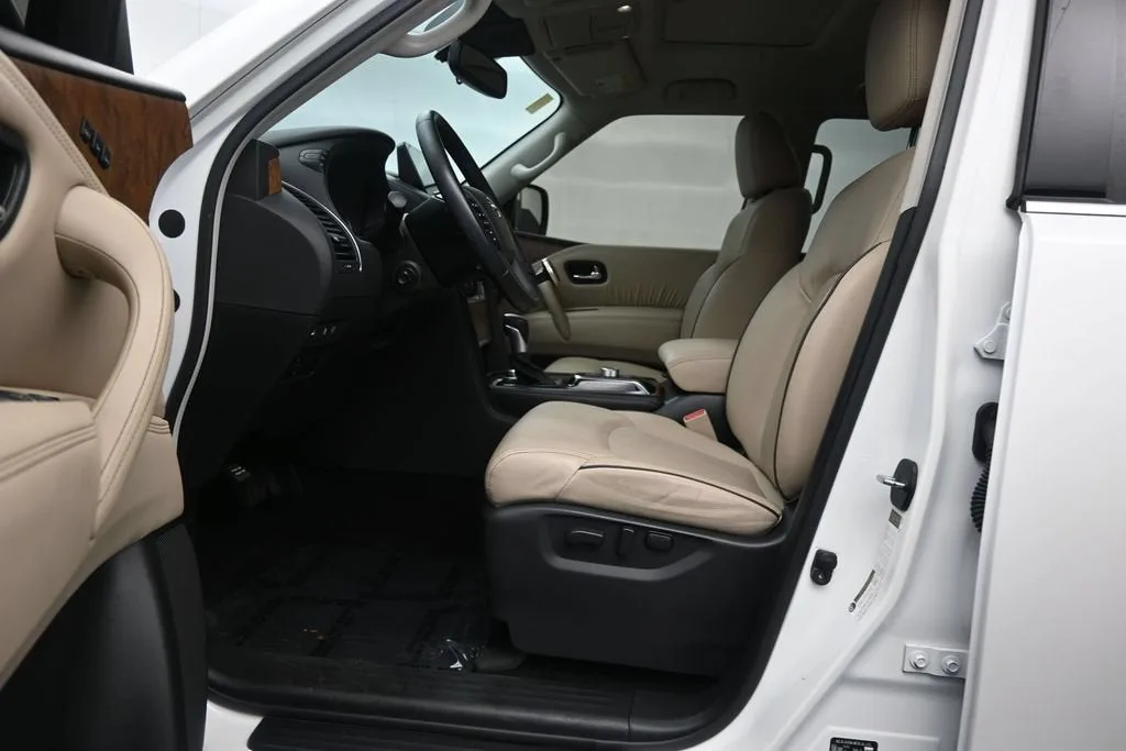 2023 Nissan Armada SL 4WD photo 12