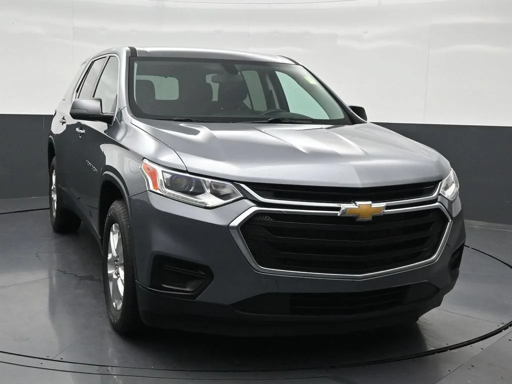 2021 Chevrolet Traverse LS photo 8