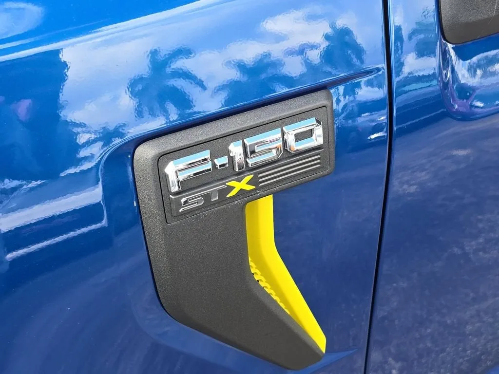 2025 Ford F-150 STX photo 7