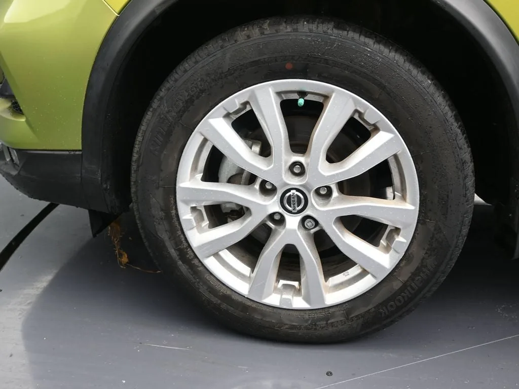 2021 Nissan Rogue Sport SV photo 10