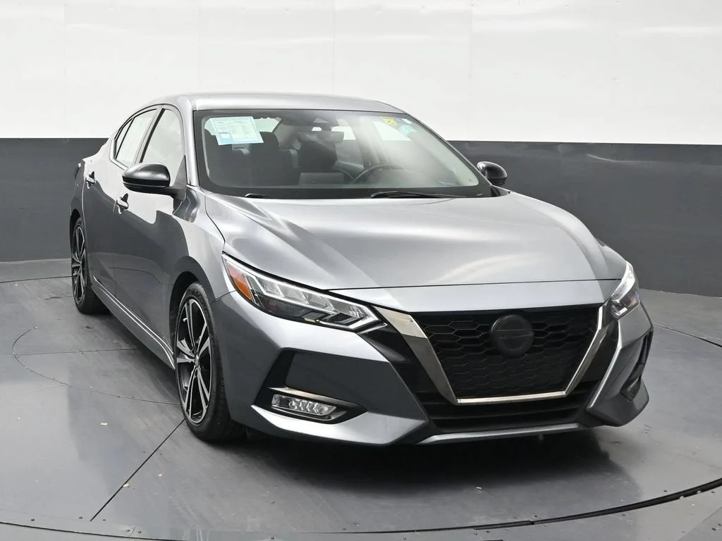 2022 Nissan Sentra SR Xtronic CVT photo 7