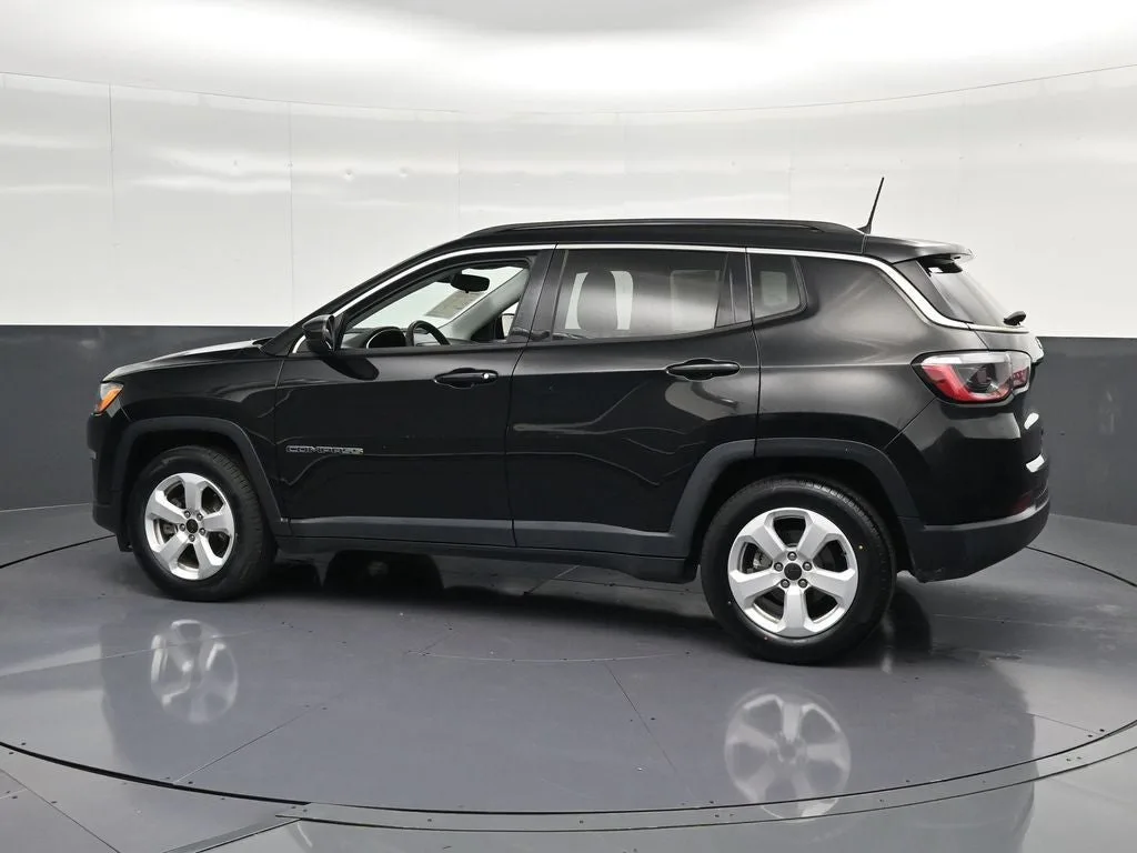 2021 Jeep Compass Latitude photo 8
