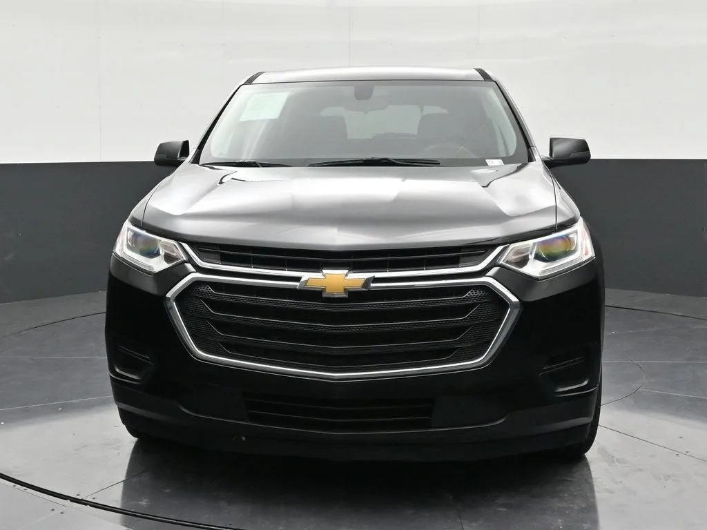 2021 Chevrolet Traverse LS photo 8