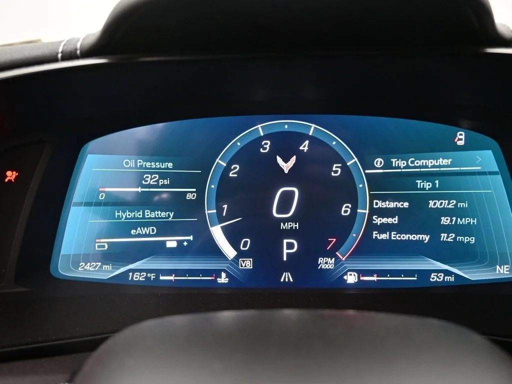 2025 Chevrolet Corvette E-Ray 2LZ photo 11