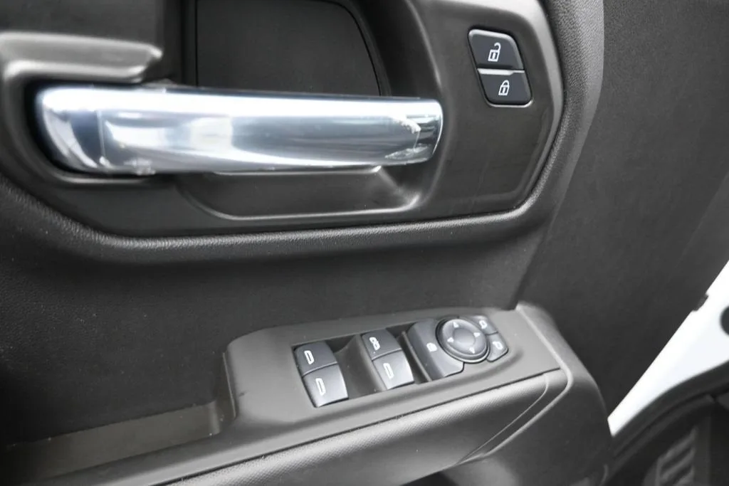 2025 Chevrolet Silverado 1500 Custom Trail Boss photo 11