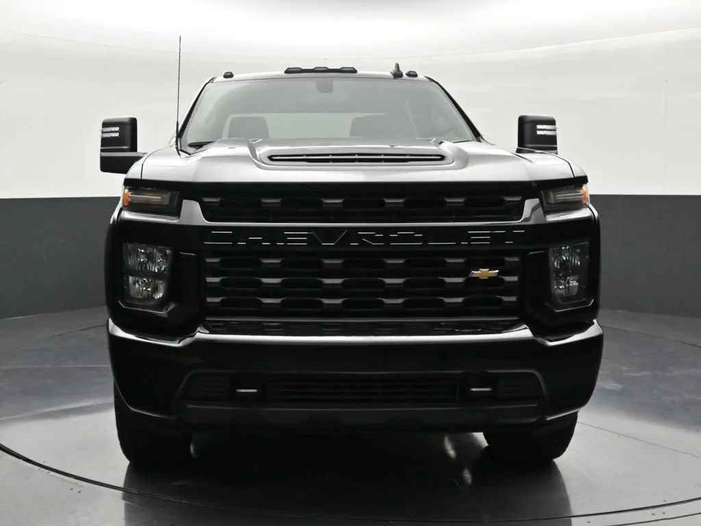 2023 Chevrolet Silverado 2500 HD Custom photo 8