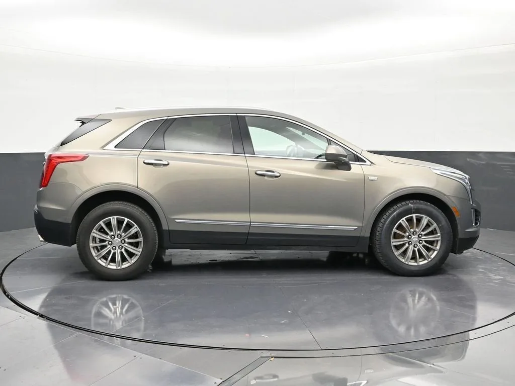 2019 Cadillac XT5 Luxury FWD photo 6
