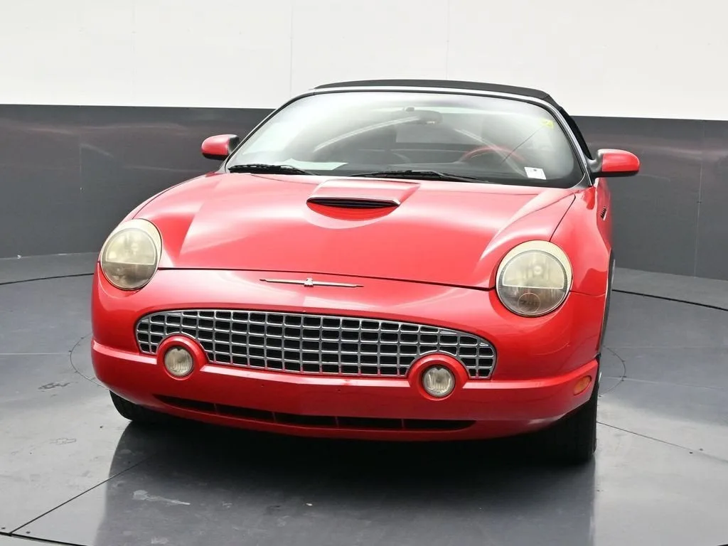 2003 Ford Thunderbird Deluxe photo 8