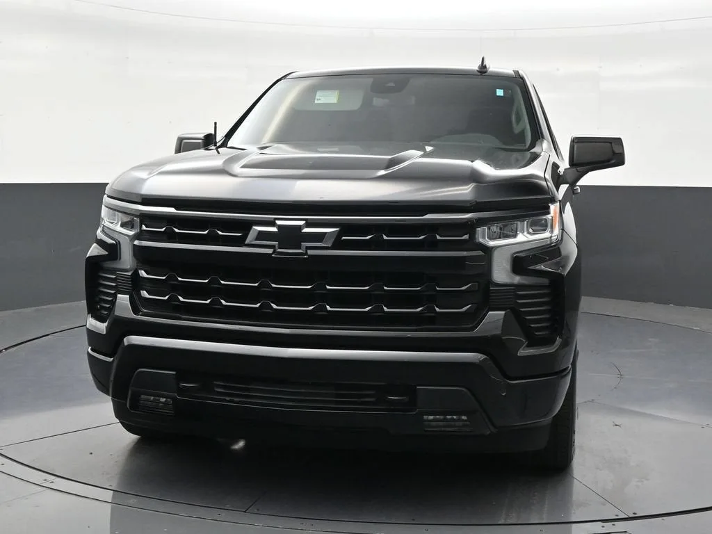 2023 Chevrolet Silverado 1500 RST photo 8