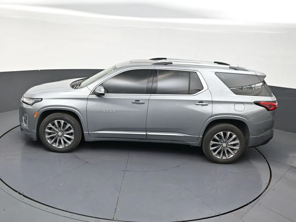 2023 Chevrolet Traverse Premier photo 13