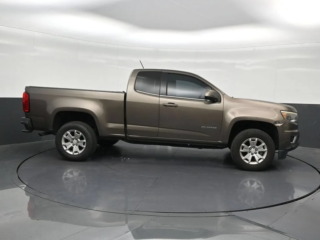 2016 Chevrolet Colorado 2WD LT photo 7
