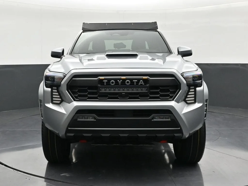 2024 Toyota Tacoma TRD Sport photo 8