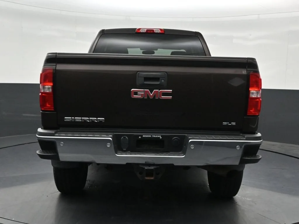 2016 GMC Sierra 2500 HD SLE photo 4