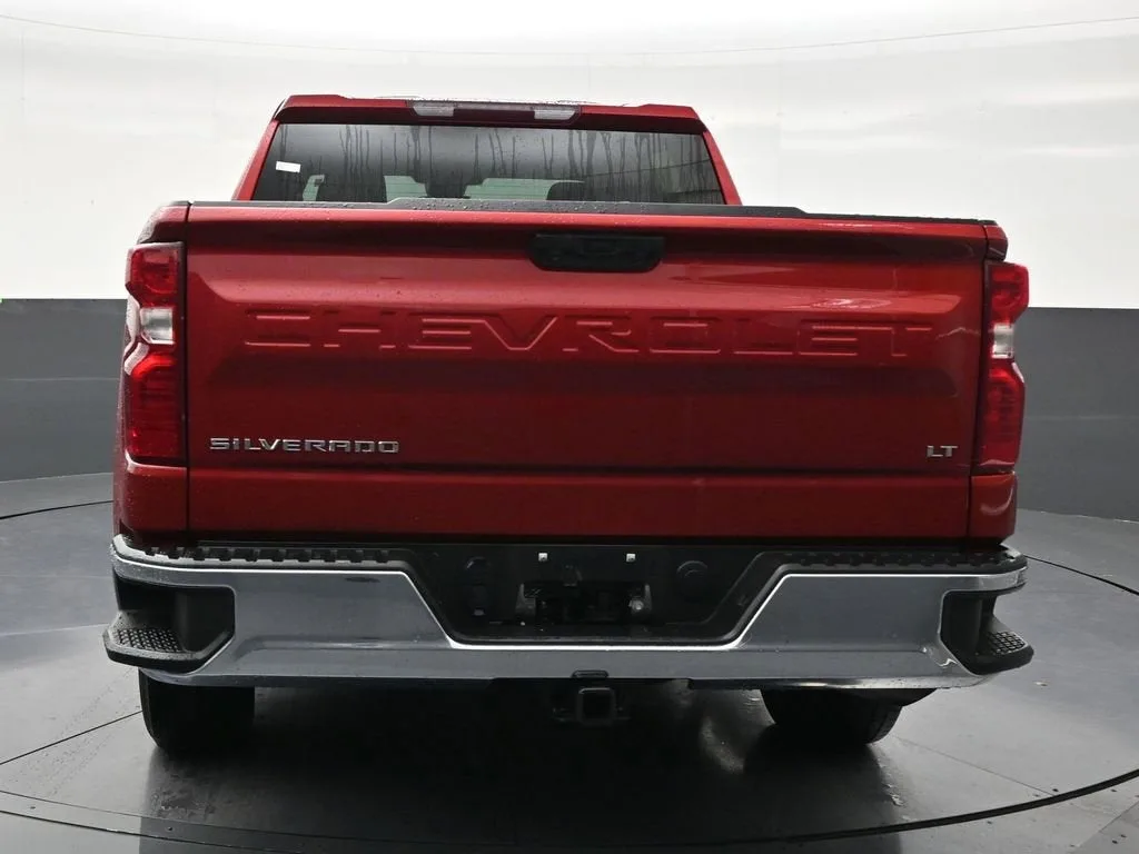 2023 Chevrolet Silverado 1500 LT photo 4