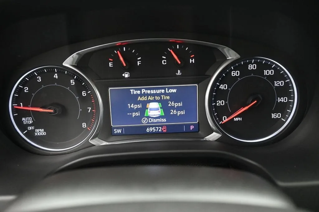 2022 GMC Acadia SLT photo 10