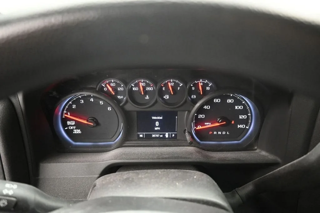 2023 Chevrolet Silverado 1500 Custom photo 11