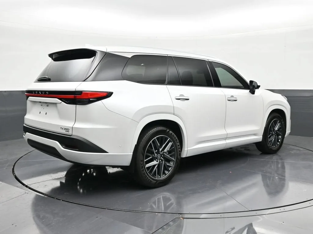 2025 Lexus TX TX 350 photo 3