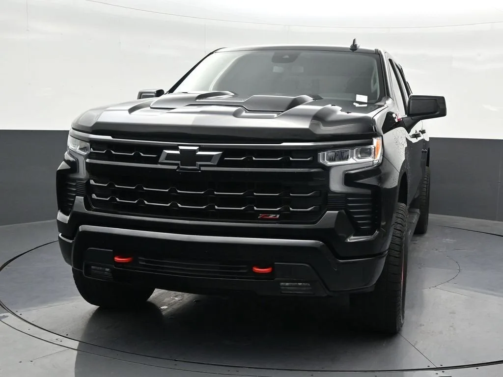 2024 Chevrolet Silverado 1500 LT Trail Boss photo 9