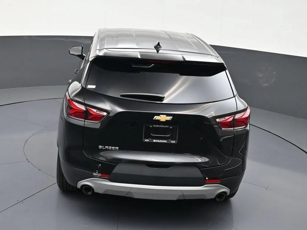 2019 Chevrolet Blazer 4DR FWD LT photo 12