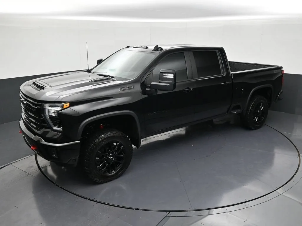 2026 Chevrolet Silverado 2500 HD LT photo 12